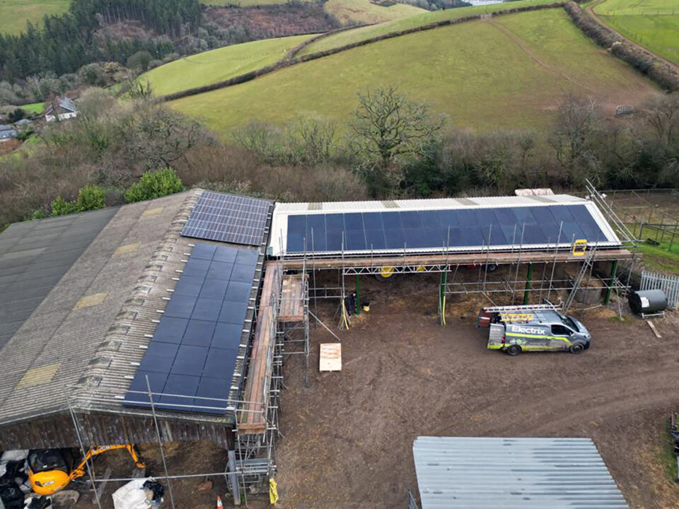 dartmouth-farm-pv-battery