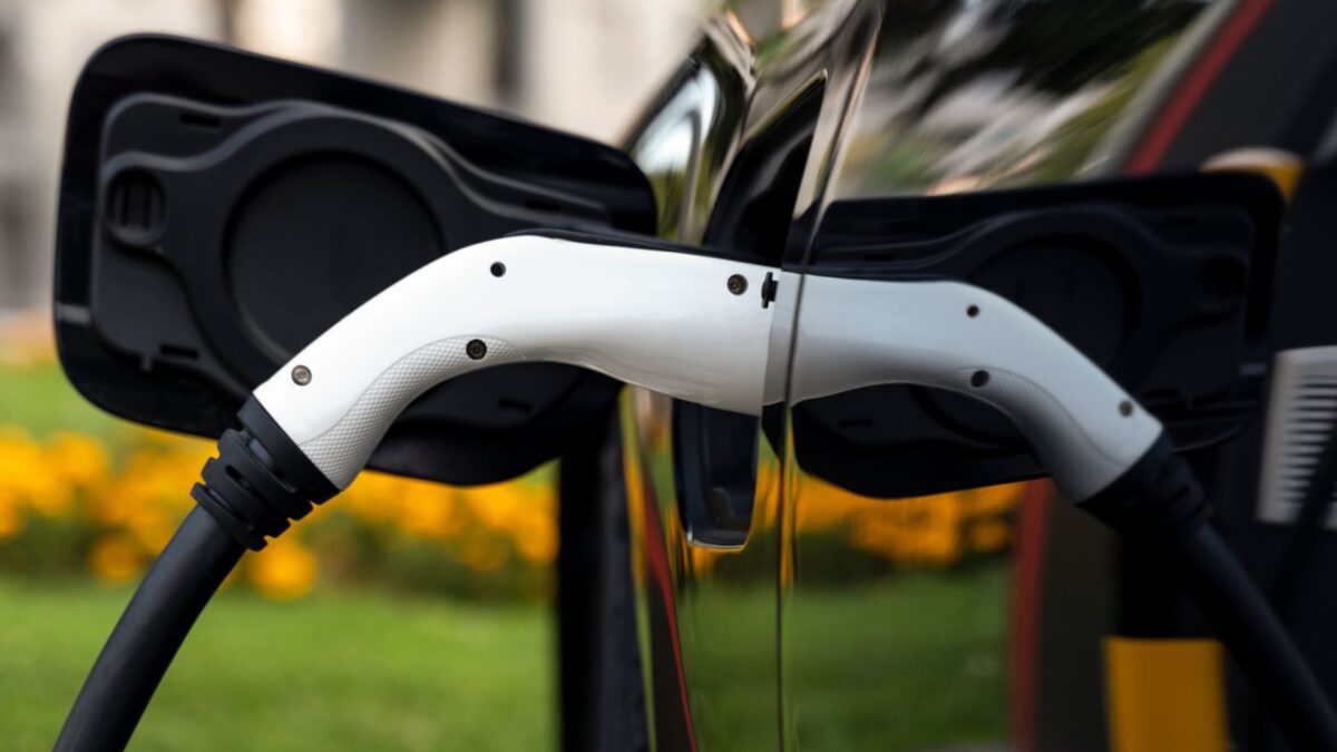 benefits-electric-vehicle-charging-businesses